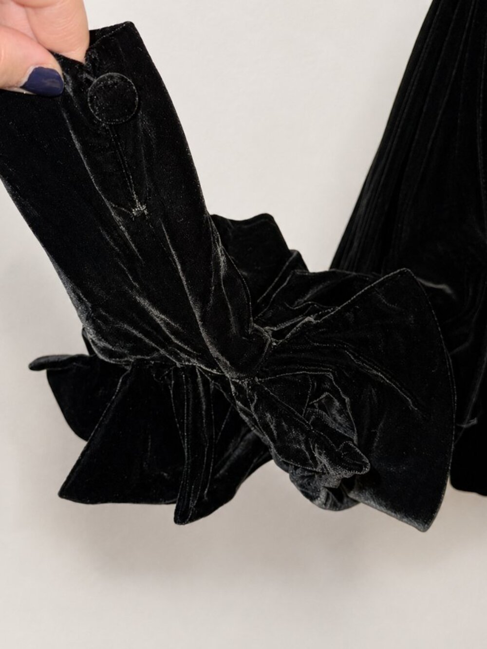 ❤︎ Rare Vintage 1940s Lilli Ann Black Velvet Siren Suit ❤︎ - Picture 5 of 6